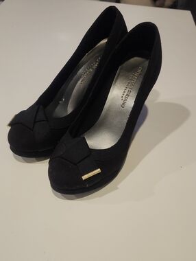 Christian Siriano Black Bow-Accent Women's Heels